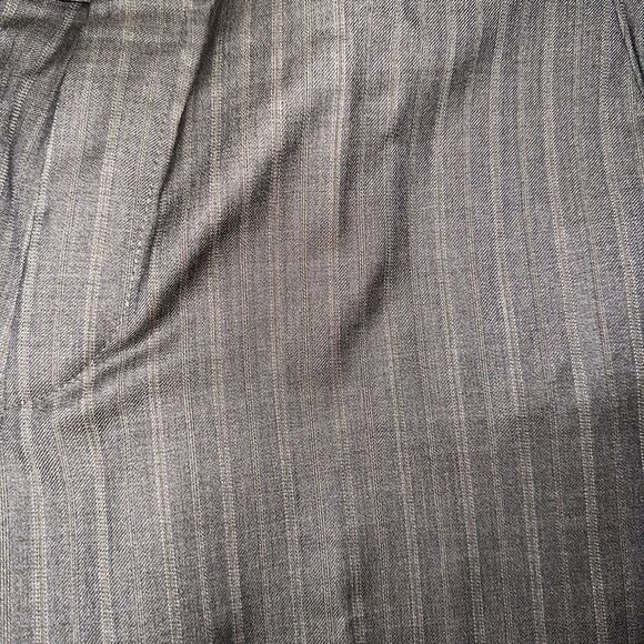 Hugo Boss Super 100s Full Suit - Picture 5 of 13